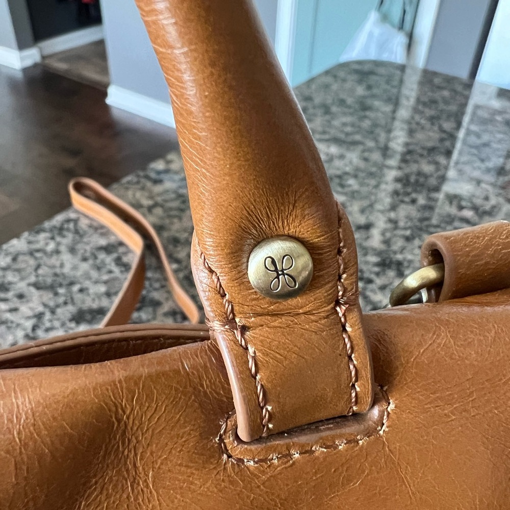 HOBO Meter Crossbody Bag - Picture 6 of 16